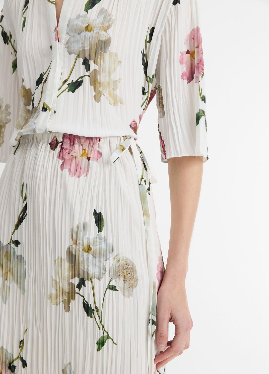 Wilted Peony Pleated Side-Tie Skirt in Dresses & Skirts WHITE PEONY | VINCE Sale