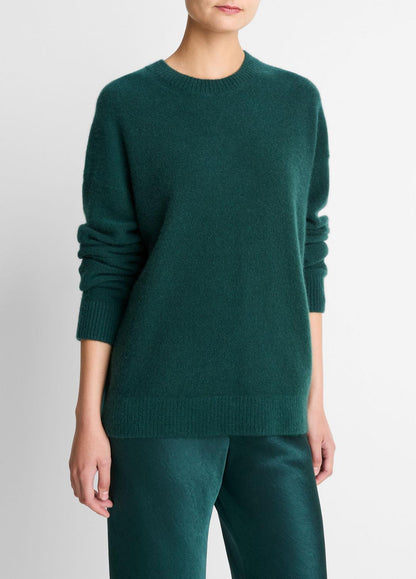 Plush Cashmere Crew Neck Sweater in Crew Neck JUNIPER | VINCE Women