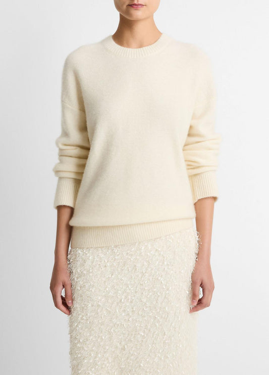 Plush Cashmere Crew Neck Sweater in Crew Neck OFF WHITE | VINCE Women