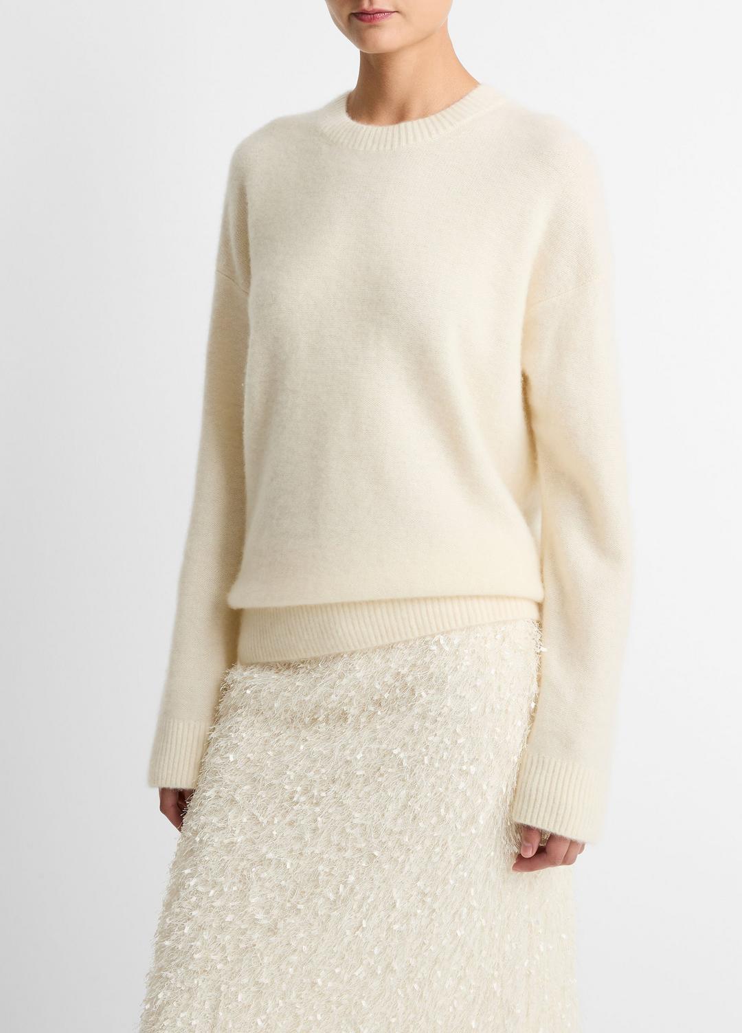 Plush Cashmere Crew Neck Sweater in Crew Neck OFF WHITE | VINCE Women