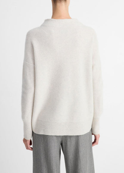 Plush Cashmere Funnel-Neck Sweater in Turtleneck HEATHER PLATINUM | VINCE Women