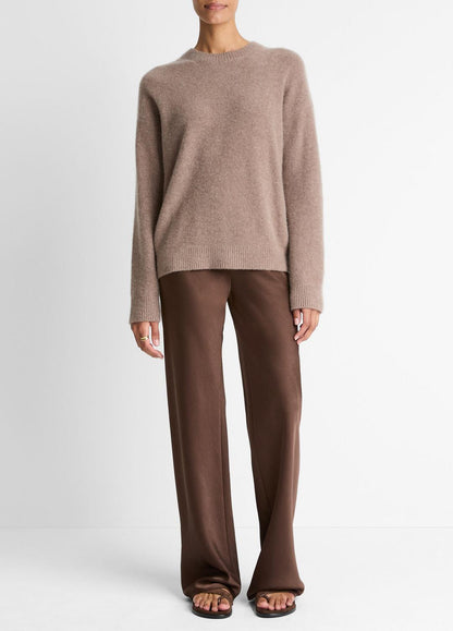 Plush Cashmere Crew Neck Sweater in Crew Neck HEATHER DOE | VINCE Women