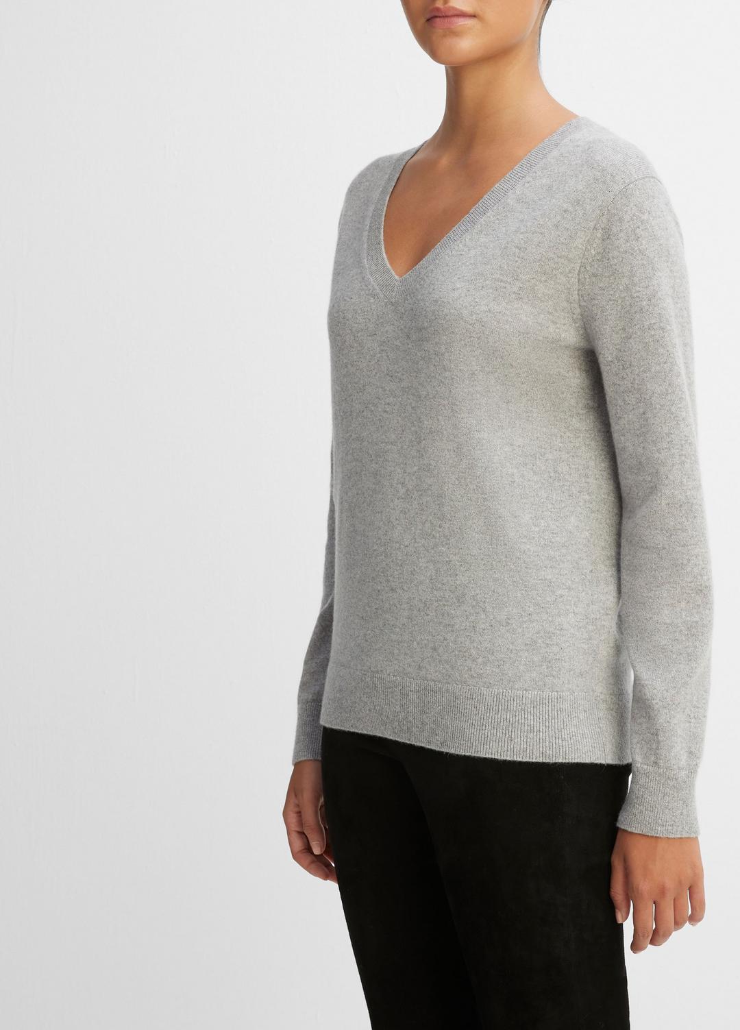 Cashmere Weekend V-Neck Sweater in V-Neck HEATHER STEEL | VINCE Women