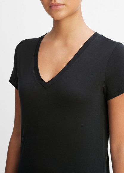 Essential Pima Cotton V-Neck T-Shirt in Short Sleeve BLACK | VINCE Women