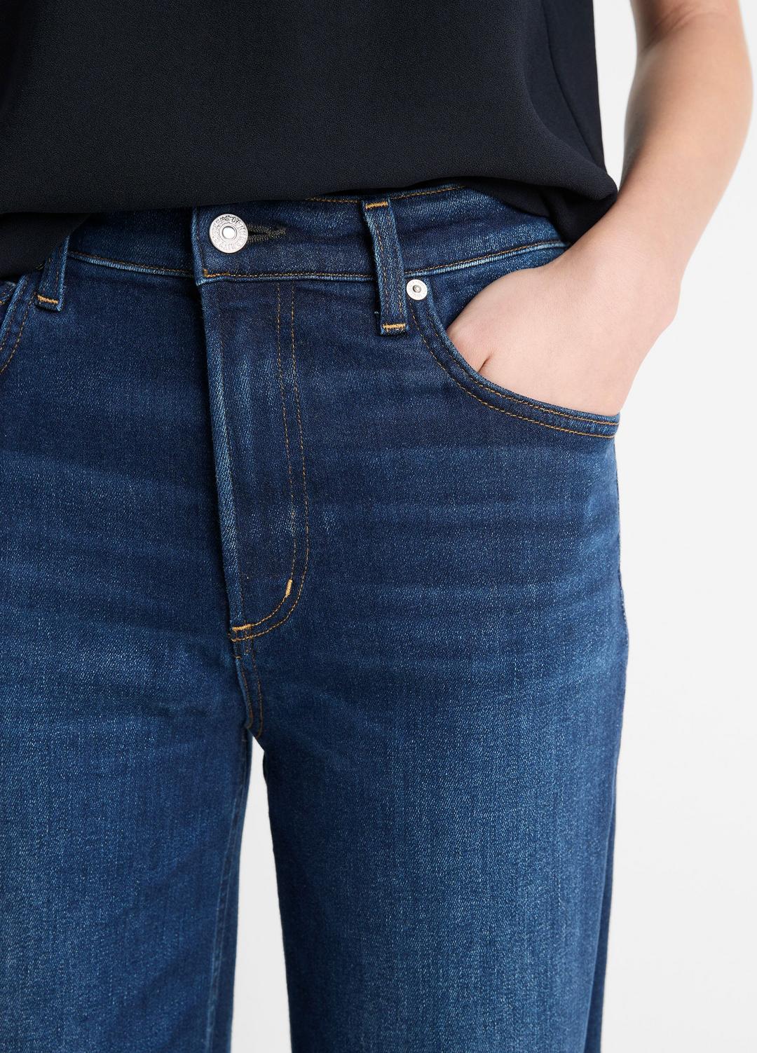 Citizens of Humanity Lyra Wide-Leg Crop Clean-Hem Jean in Denim DAKOTA | VINCE Women