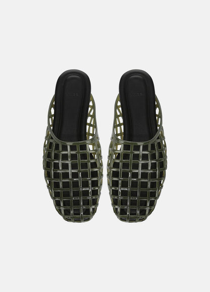 Barcelona Jelly Sandal in Sandals CHIVE | VINCE Women