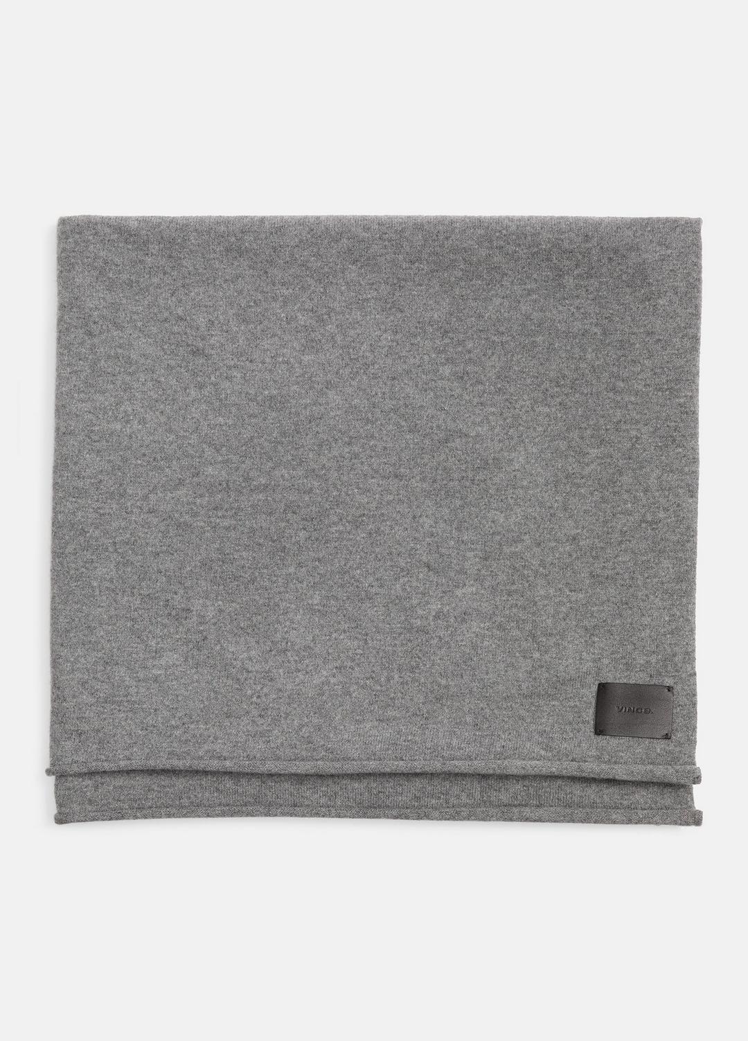 Plush Cashmere Blanket Wrap in Scarves & Hats MEDIUM HEATHER GREY | VINCE Women