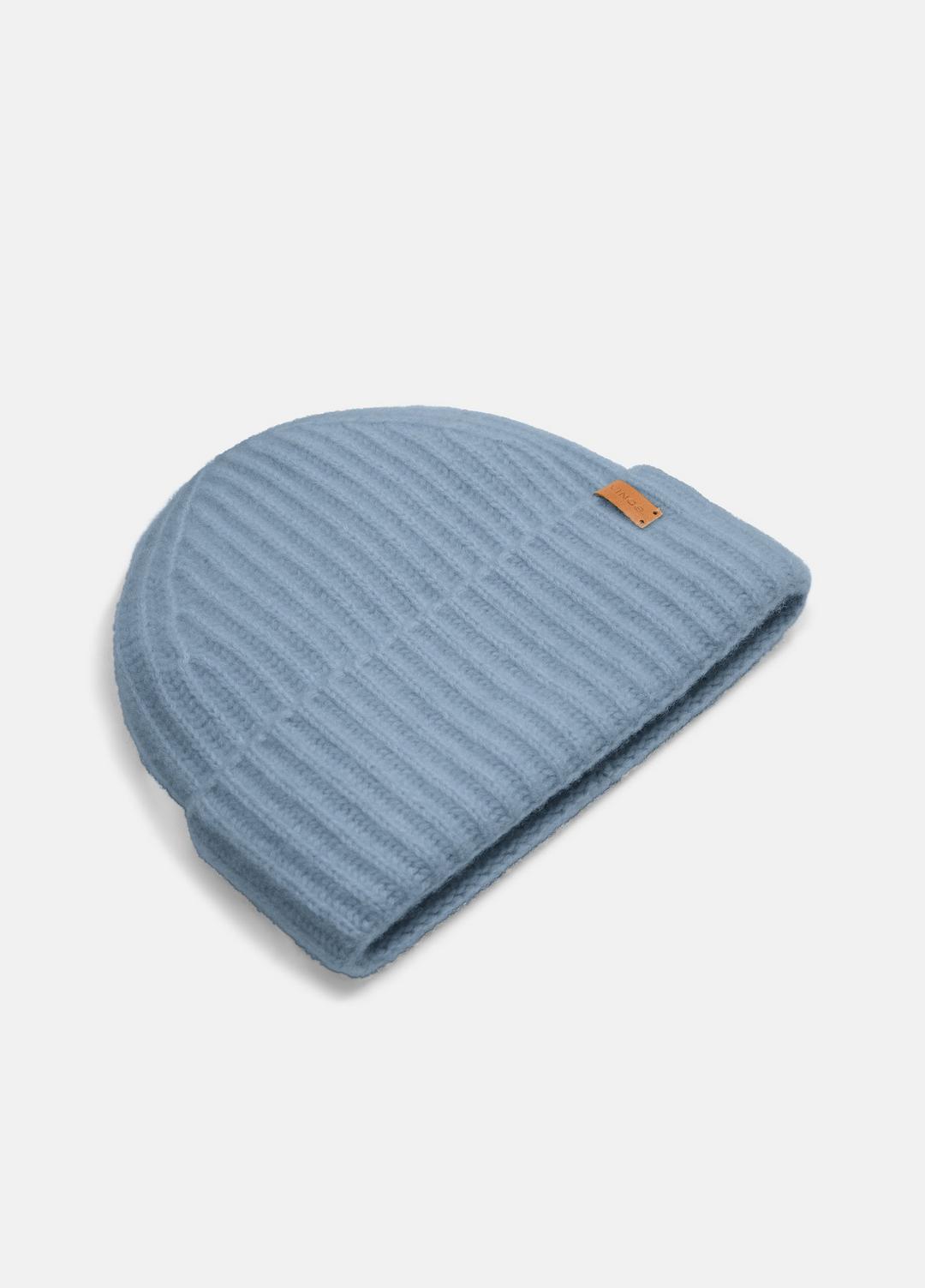 Plush Cashmere Chunky-Knit Beanie in Scarves & Hats AMALFI BLUE | VINCE Women