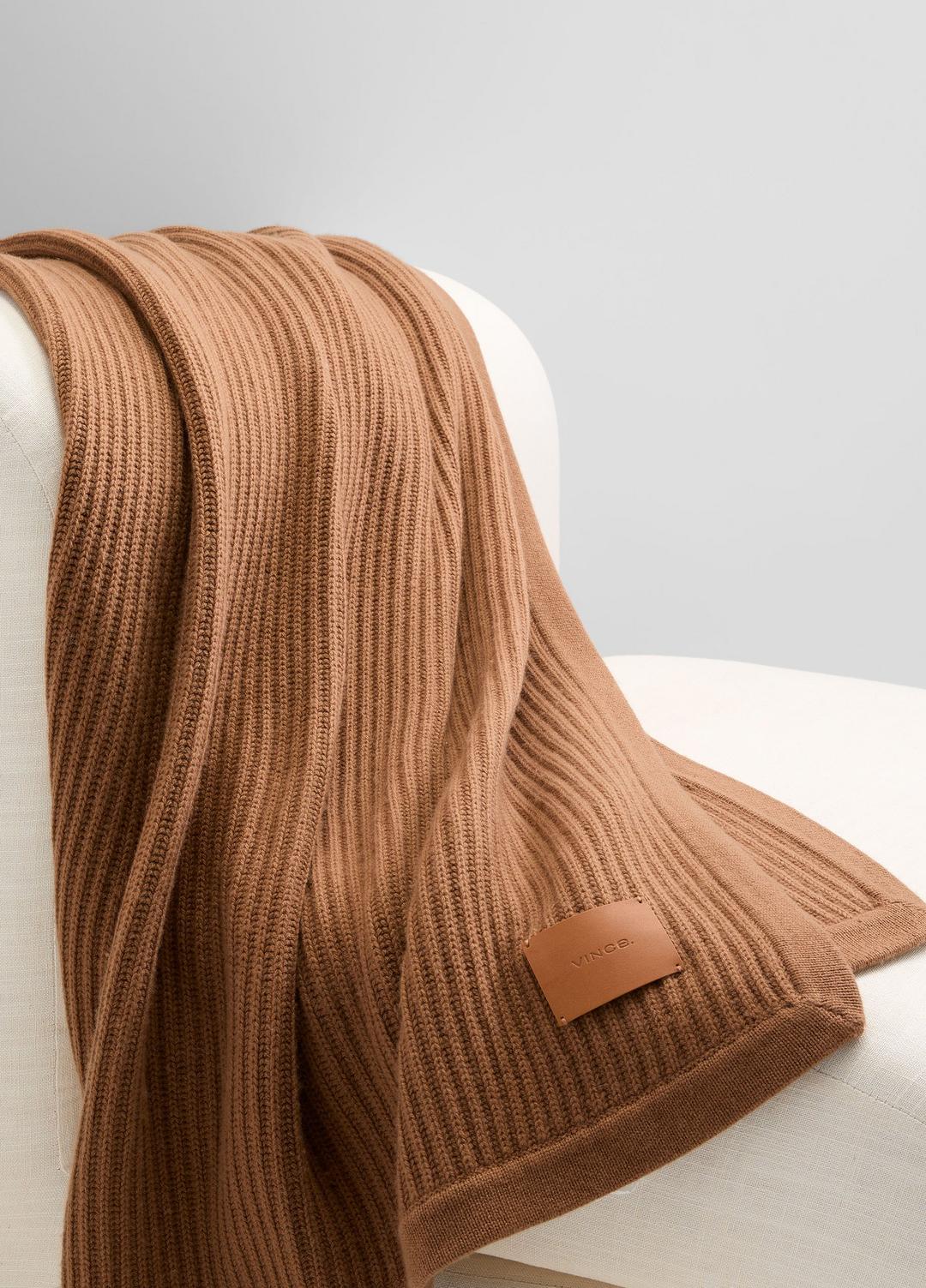 Wool and Cashmere Cardigan-Stitch Throw in Pillows & Blankets MINK | VINCE Women