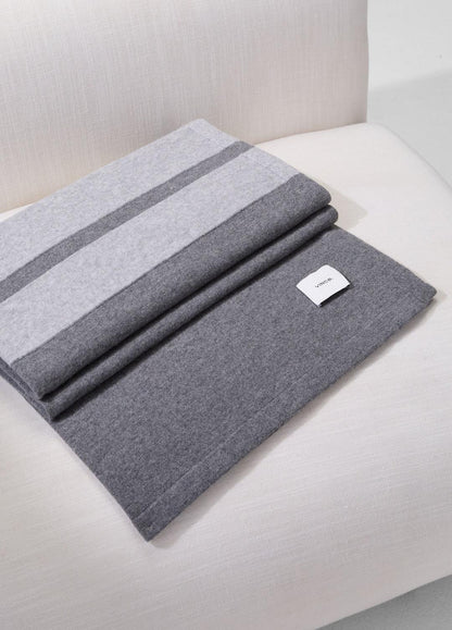 Cashmere Jersey Stripe Throw in Pillows & Blankets MEDIUM HEATHER GREY | VINCE Women