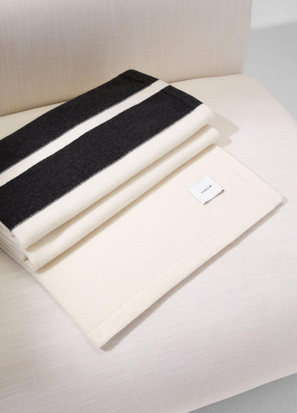 Cashmere Jersey Stripe Throw in Pillows & Blankets BLANC | VINCE Women