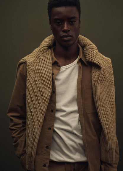 Utility Shaker Merino Wool Sweater in Crew Neck HEATHER RIVER SAND | VINCE Men